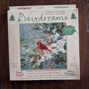 Cross Stitch Kit Harmony under Glass DAYDREAM CARDINAL Dimensions 8x8 New M5